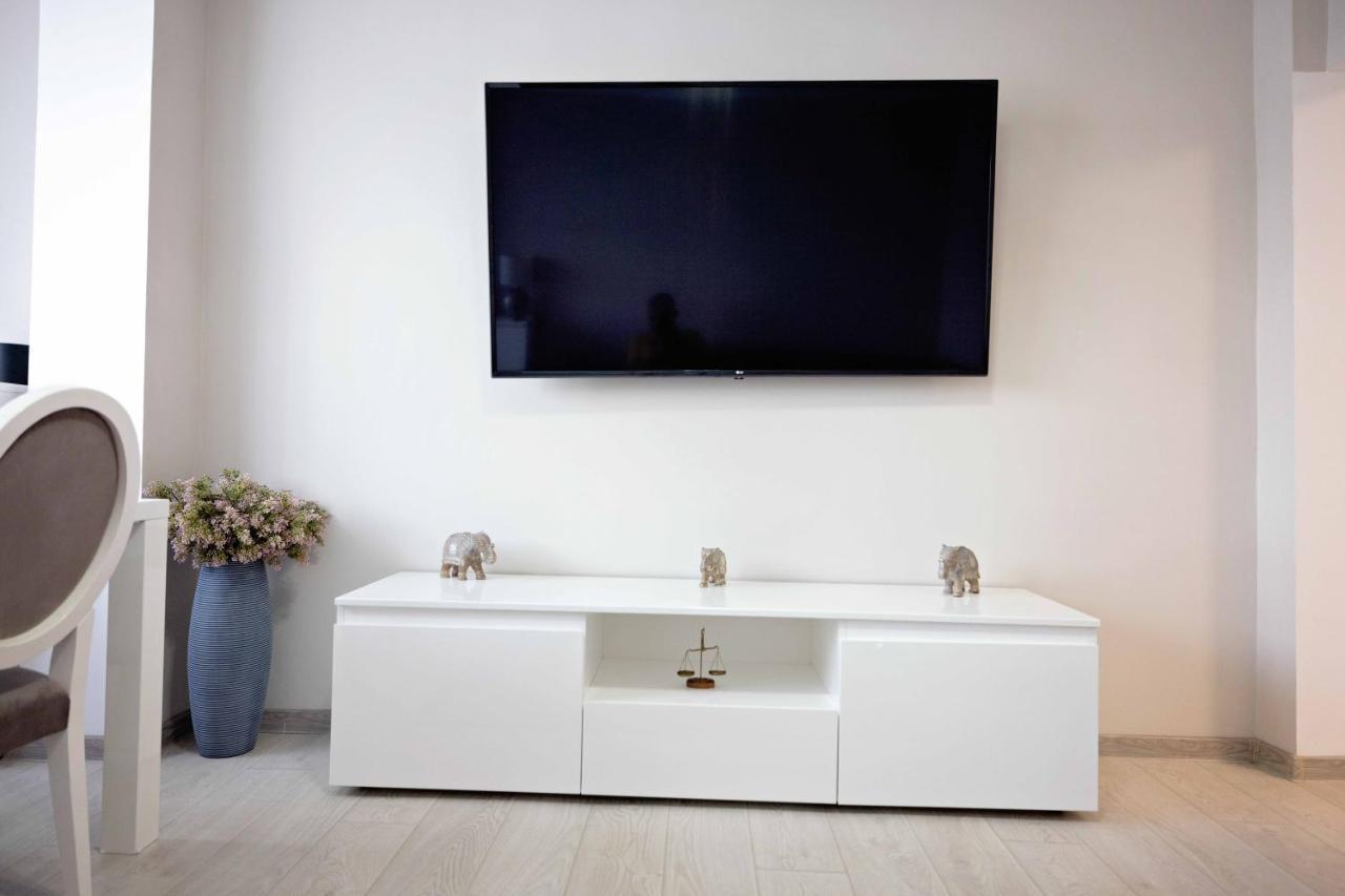 Joyful Apartment Temeşvar Dış mekan fotoğraf