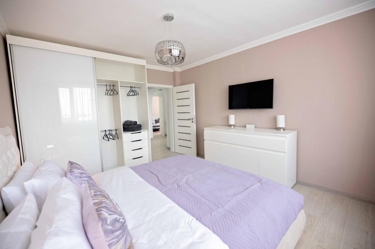 Joyful Apartment Temeşvar Dış mekan fotoğraf